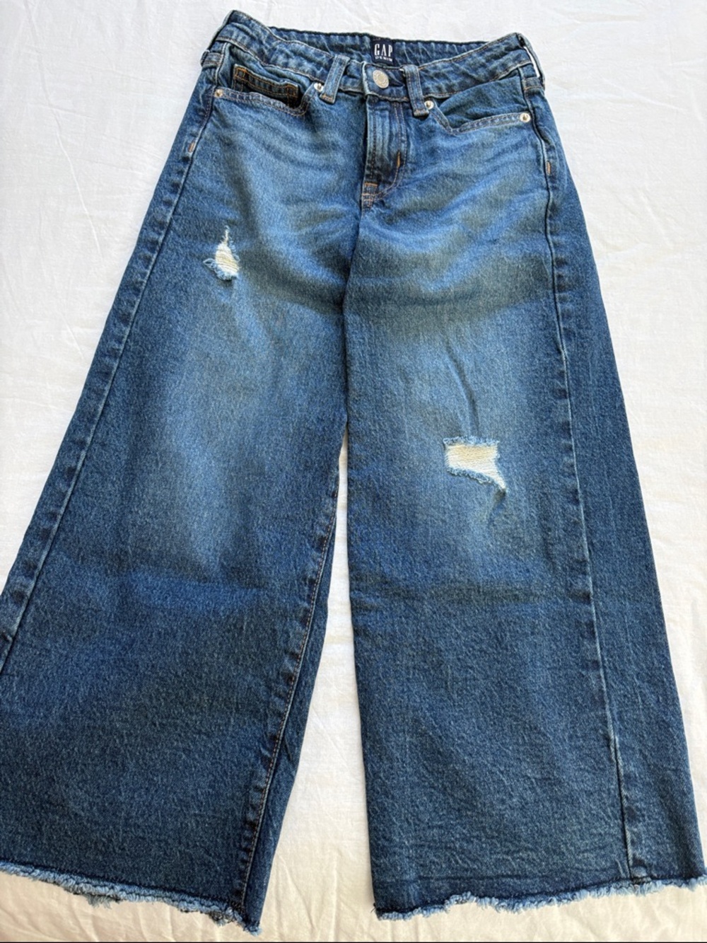 Like New GAP Wide Leg Size 8 Jeans